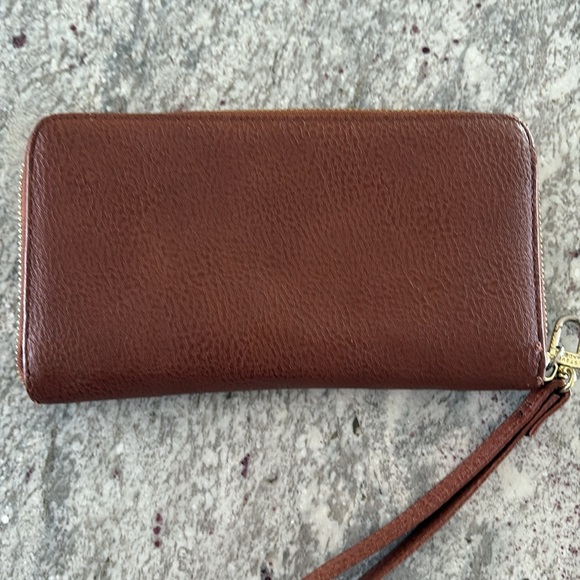 Brown Steve Madden cognac wristlet/wallet - Picture 4 of 8